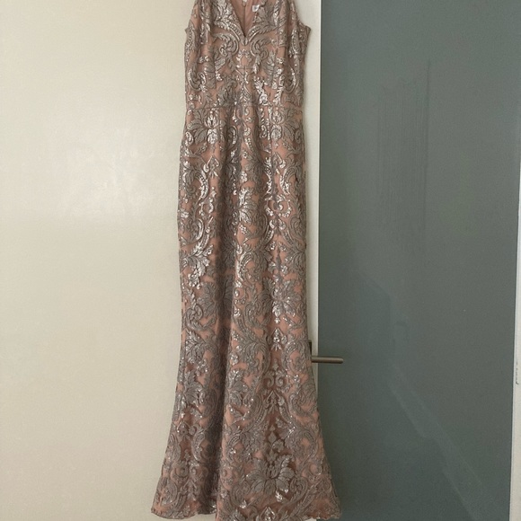 Dress the population - long formal dress - Picture 2 of 12